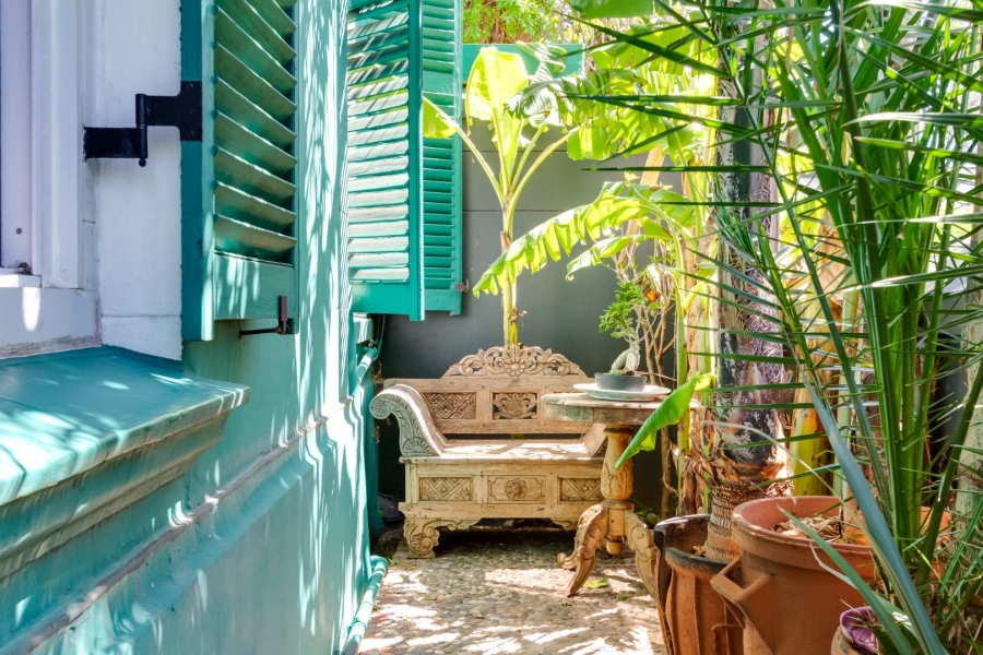 5 Bedroom Property for Sale in Gardens Western Cape